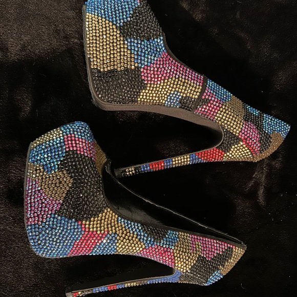 Steve Madden Size 8 Dyvinal Camouflage Rhinestone Crystal Platform 6” Heels - Picture 4 of 9